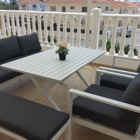 Nissi Golden Sands Sea View 2 Bedroom Apartment Ayia Napa Exterior photo