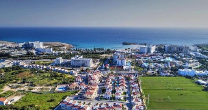 Nissi Golden Sands Sea View 2 Bedroom Apartment Ayia Napa Exterior photo