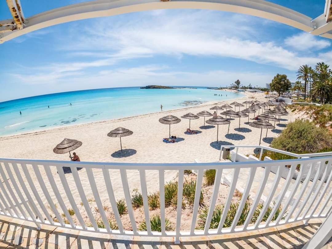 Nissi Golden Sands Sea View 2 Bedroom Apartment Ayia Napa Exterior photo